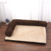 canapé marron pour chien en forme de L